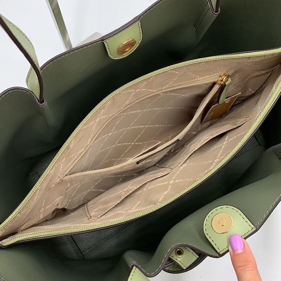 MICHAEL KORS EMILIA LARGE EAST WEST TOTE LIGHT SAGE COLOR - Picture 13 of 16